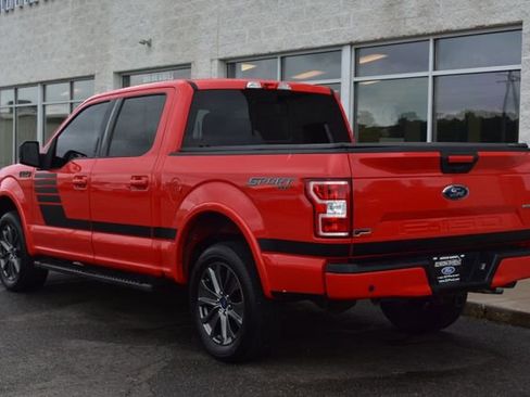 Used 2018 Ford F150 XLT w/ Equipment Group 302A Luxury AWD/4WD image 9