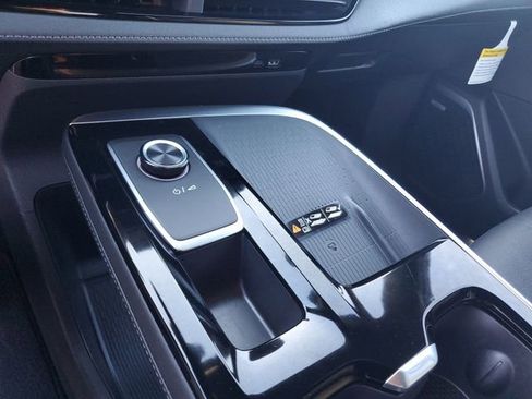 Used 2026 Buick Enclave Preferred image 23