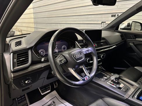 Used 2018 Audi SQ5 Premium Plus w/ Navigation Package image 14