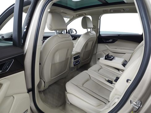 Used 2019 Audi Q7 3.0T Premium Plus w/ Premium Plus Package image 34