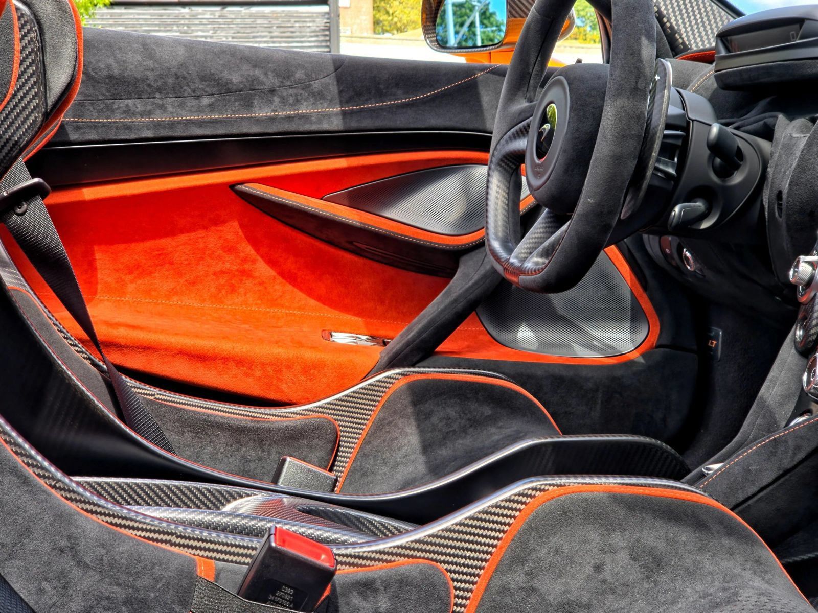 Used 2022 McLaren 765LT RWD image 34