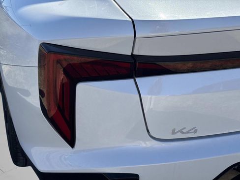 New 2025 Kia K4 GT-Line image 11