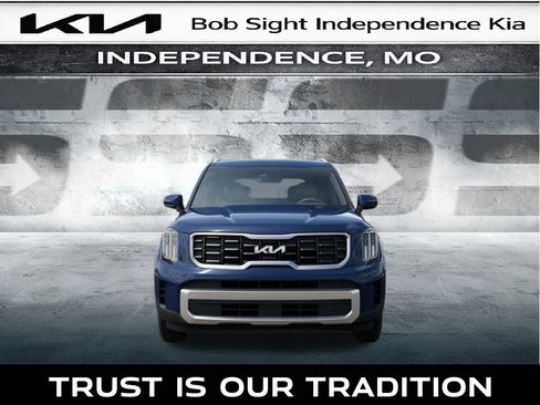 New 2025 Kia Telluride S image 2