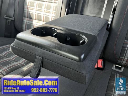 Used 2012 Volkswagen GTI 2-Door FWD image 32