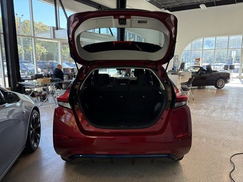 Used 2019 Nissan Leaf SV w/ SV Technology Package image 29