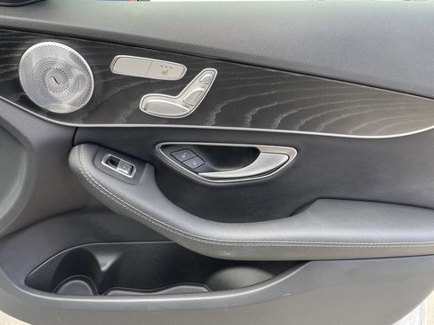 Used 2017 Mercedes-Benz C 300 Sedan image 31