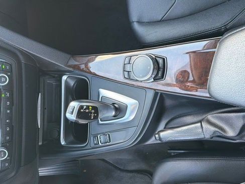 Used 2015 BMW 328i xDrive Sedan AWD/4WD image 17