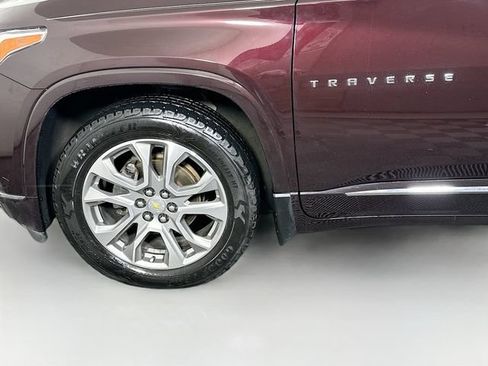Certified 2020 Chevrolet Traverse Premier AWD/4WD image 37