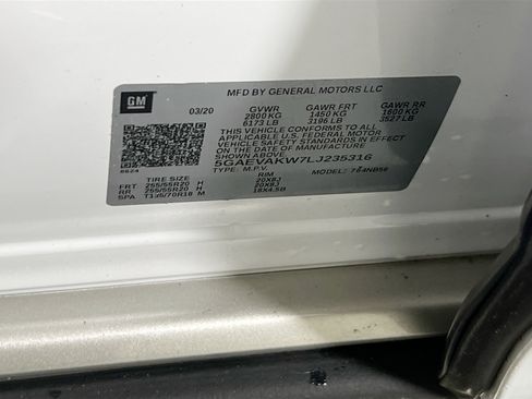 Used 2020 Buick Enclave Essence w/ Sound and Sites Package image 33