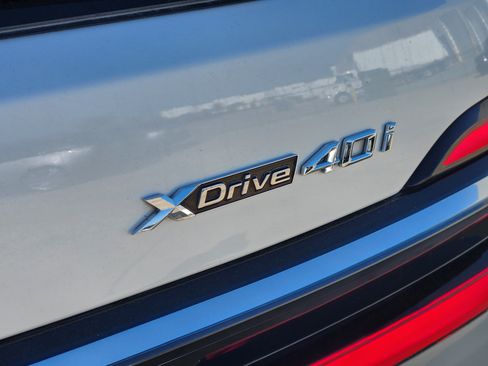 Used 2025 BMW X7 xDrive40i w/ M Sport Package AWD/4WD image 11