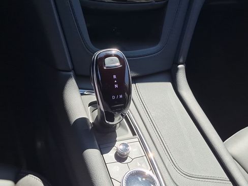 Used 2023 Cadillac XT6 Sport w/ Technology Package AWD/4WD image 25