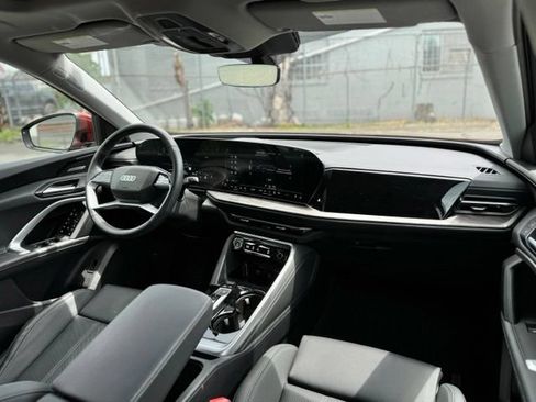 Certified 2025 Audi Q5 Premium w/ Premium Plus AWD/4WD image 20
