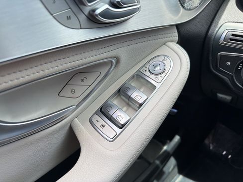 Used 2015 Mercedes-Benz C 300 4MATIC Sedan image 20