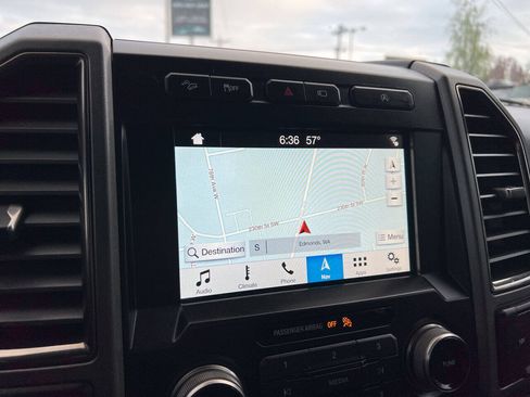 Used 2018 Ford F150 Raptor w/ Equipment Group 802A Luxury AWD/4WD image 24