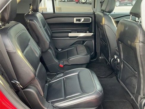 Used 2021 Ford Explorer XLT w/ Equipment Group 202A image 20