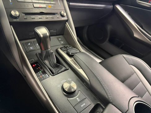 Used 2020 Lexus IS 350 F Sport w/ Blackline Edition AWD/4WD image 41