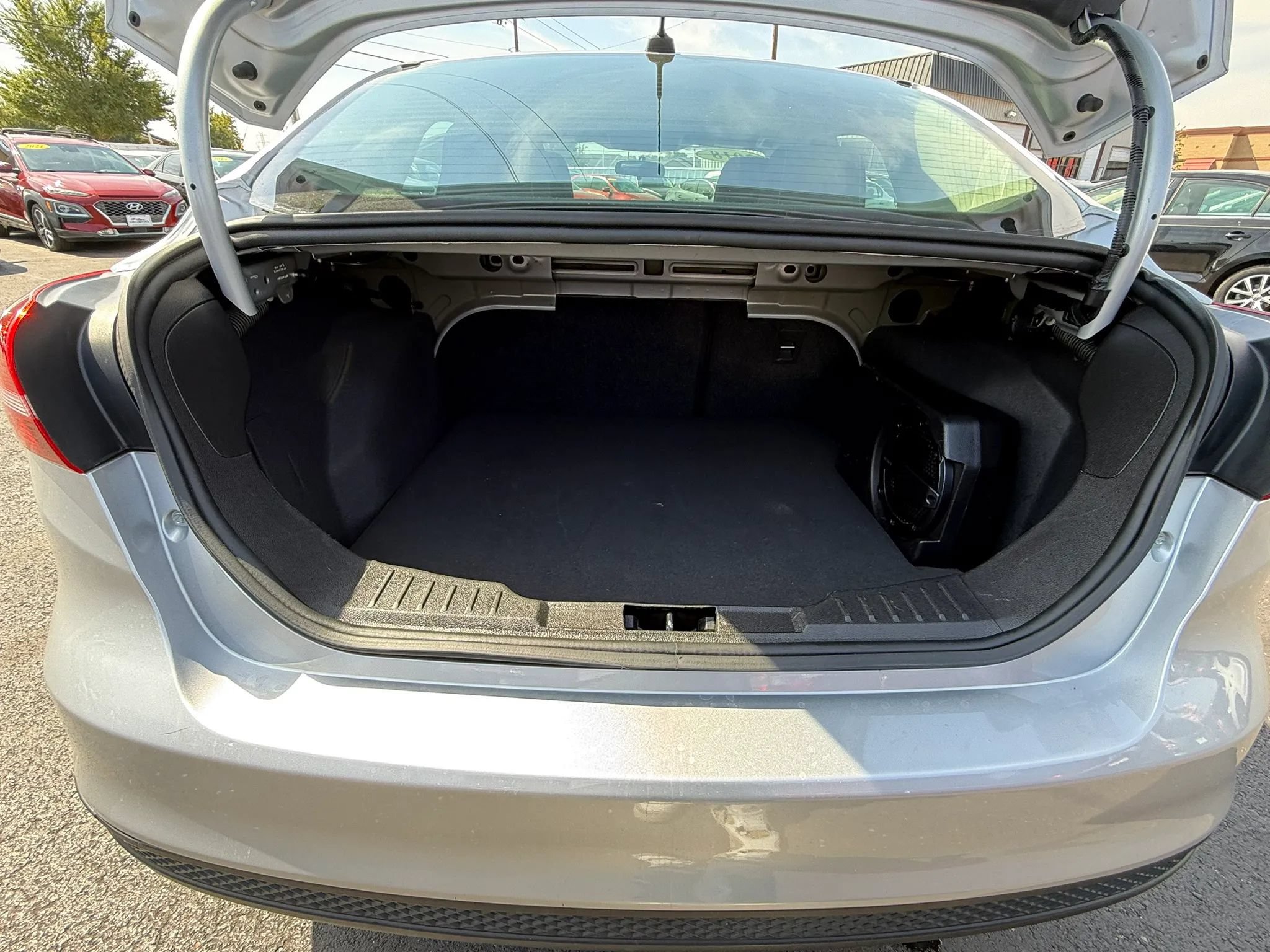 Used 2018 Ford Focus SEL FWD image 34