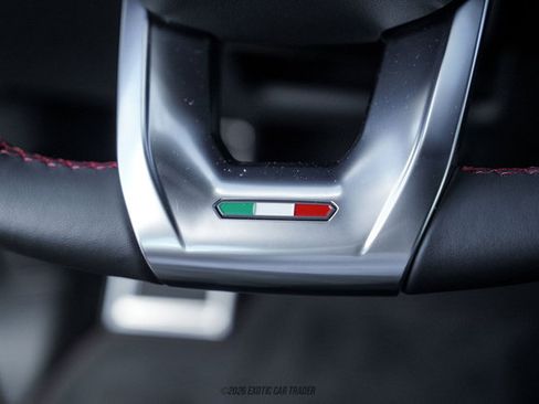 Used 2024 Lamborghini Urus S AWD/4WD image 37