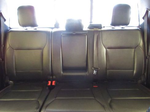 Certified 2023 Ford F150 Lariat w/ Equipment Group 502A High image 25