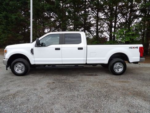 Used 2021 Ford F250 XL w/ Power Equipment Group AWD/4WD image 2