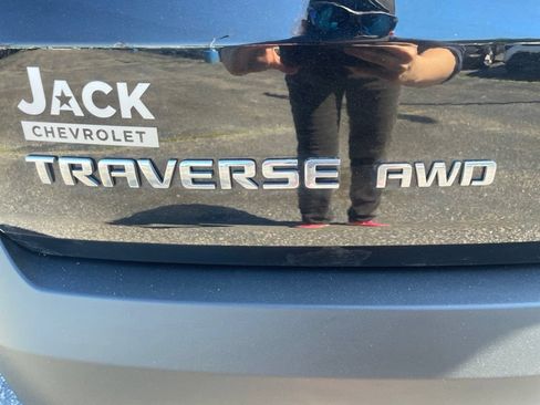 Certified 2023 Chevrolet Traverse LT AWD/4WD image 7