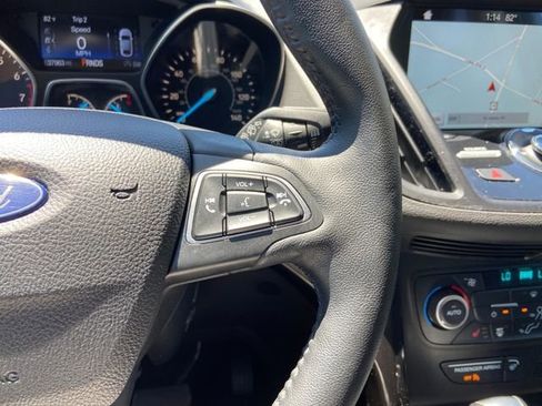 Used 2019 Ford Escape Titanium AWD/4WD image 19