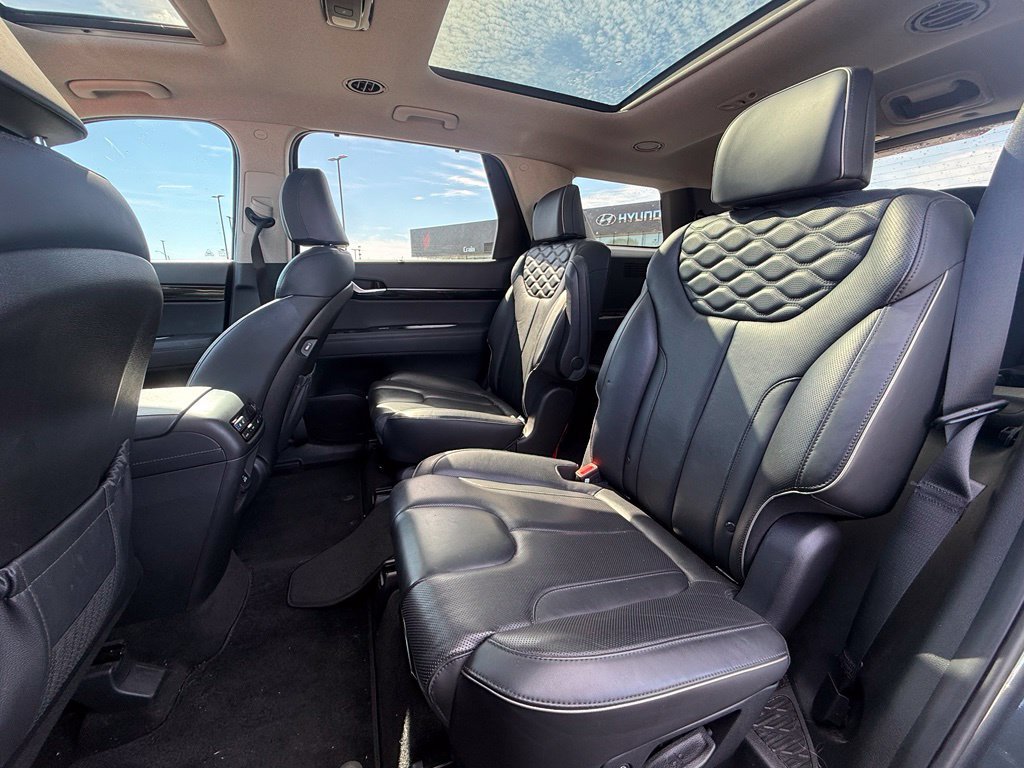Used 2021 Hyundai Palisade Limited FWD image 22