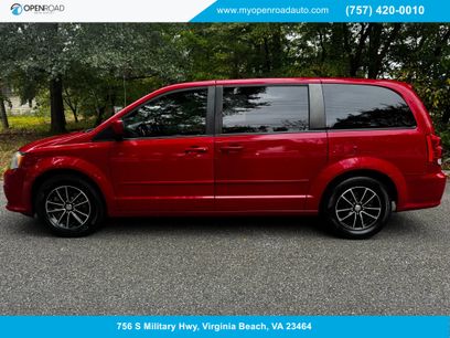 Used 2015 Dodge Grand Caravan SE