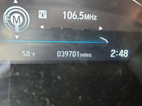 Used 2017 Honda CR-V EX-L image 16