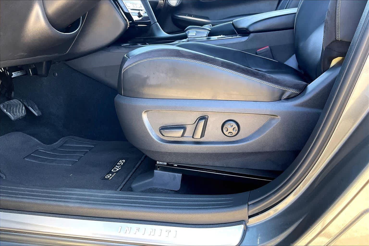 Used 2025 INFINITI QX55 Sensory w/ Lighting Package AWD/4WD image 32