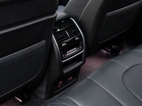 Certified 2025 BMW X5 xDrive50e image 19