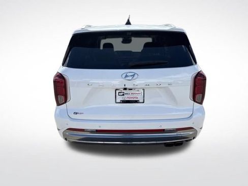 Used 2025 Hyundai Palisade Calligraphy FWD image 4