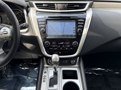 Used 2018 Nissan Murano SL w/ Moonroof Package AWD/4WD image 16