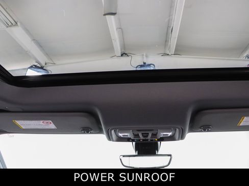 Used 2023 GMC Sierra 2500 Denali w/ Denali Ultimate Package image 22