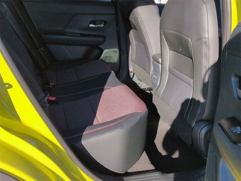 New 2026 Nissan Kicks SR w/ Cold Weather Package image 18