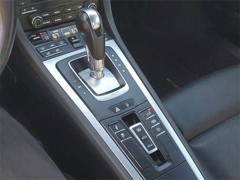 Used 2018 Porsche 911 Carrera S image 22