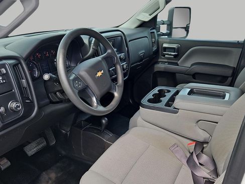 Used 2017 Chevrolet Silverado 2500 W/T w/ WT Convenience Package AWD/4WD image 15