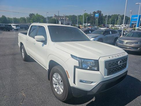 Used 2024 Nissan Frontier SV w/ SV Convenience Package RWD image 28