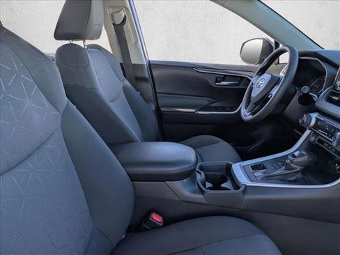 Certified 2021 Toyota RAV4 XLE image 20