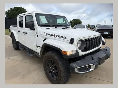Used 2025 Jeep Gladiator Sport