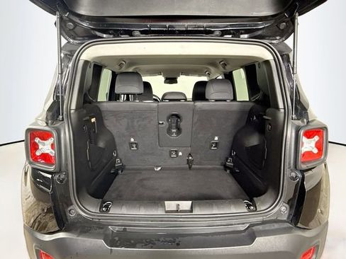 Used 2022 Jeep Renegade Latitude w/ Convenience Group image 25