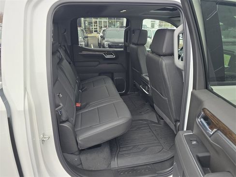 New 2026 GMC Sierra 1500 Elevation w/ Elevation Premium Package image 32