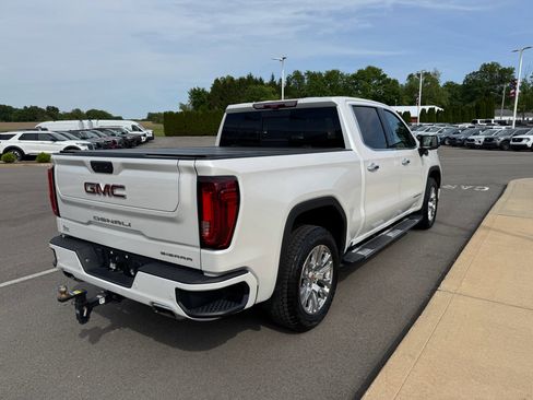 Used 2022 GMC Sierra 1500 Denali w/ Technology Package AWD/4WD image 10