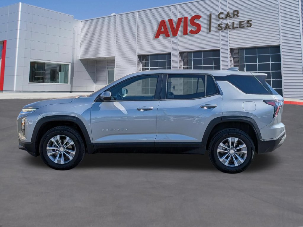 Used 2025 Chevrolet Equinox LT AWD/4WD image 10