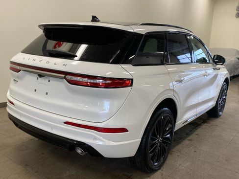 New 2025 Lincoln Corsair AWD w/ Equipment Group 101A image 7