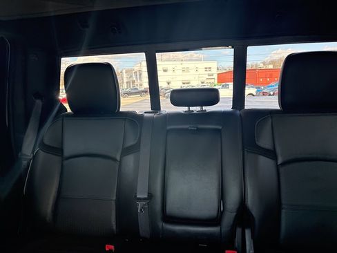 Used 2019 RAM 2500 Laramie w/ Night Edition image 23