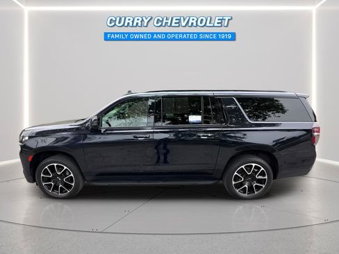 Used 2023 Chevrolet Suburban RST w/ Luxury Package AWD/4WD image 7