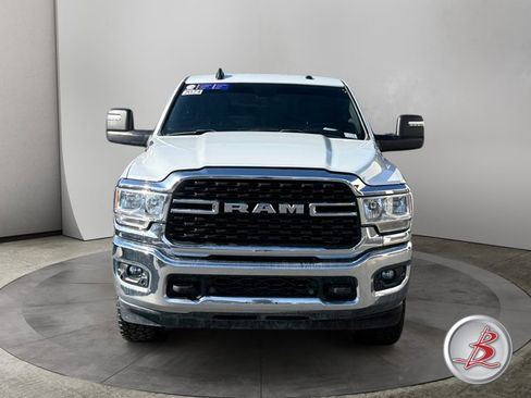 Used 2024 RAM 2500 Big Horn w/ Off Road Package AWD/4WD image 2