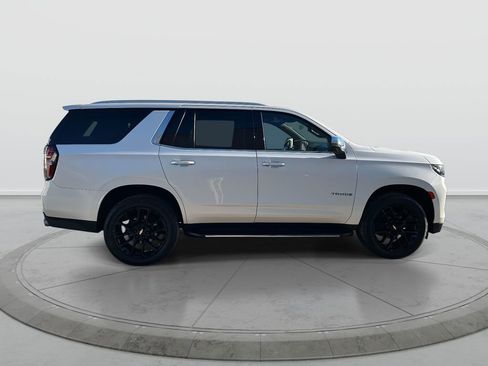 Used 2022 Chevrolet Tahoe Premier w/ Premium Package image 4