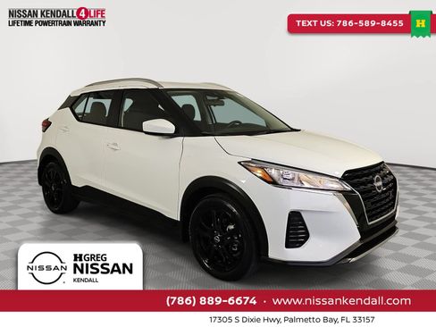 Used 2024 Nissan Kicks SV FWD image 1